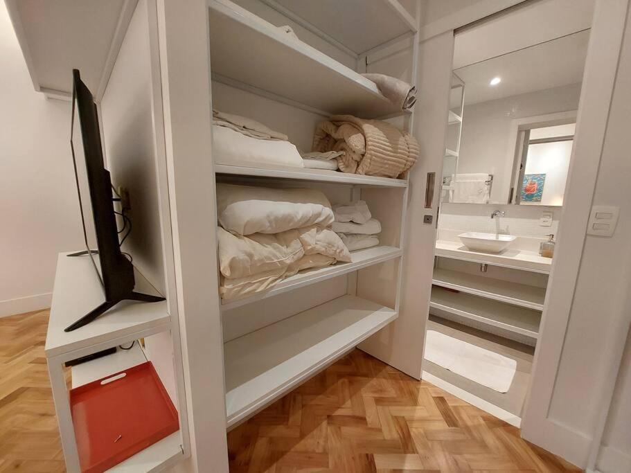 Apartamento Copacabana Posto 6 Proximo Ao Arpoador Río de Janeiro